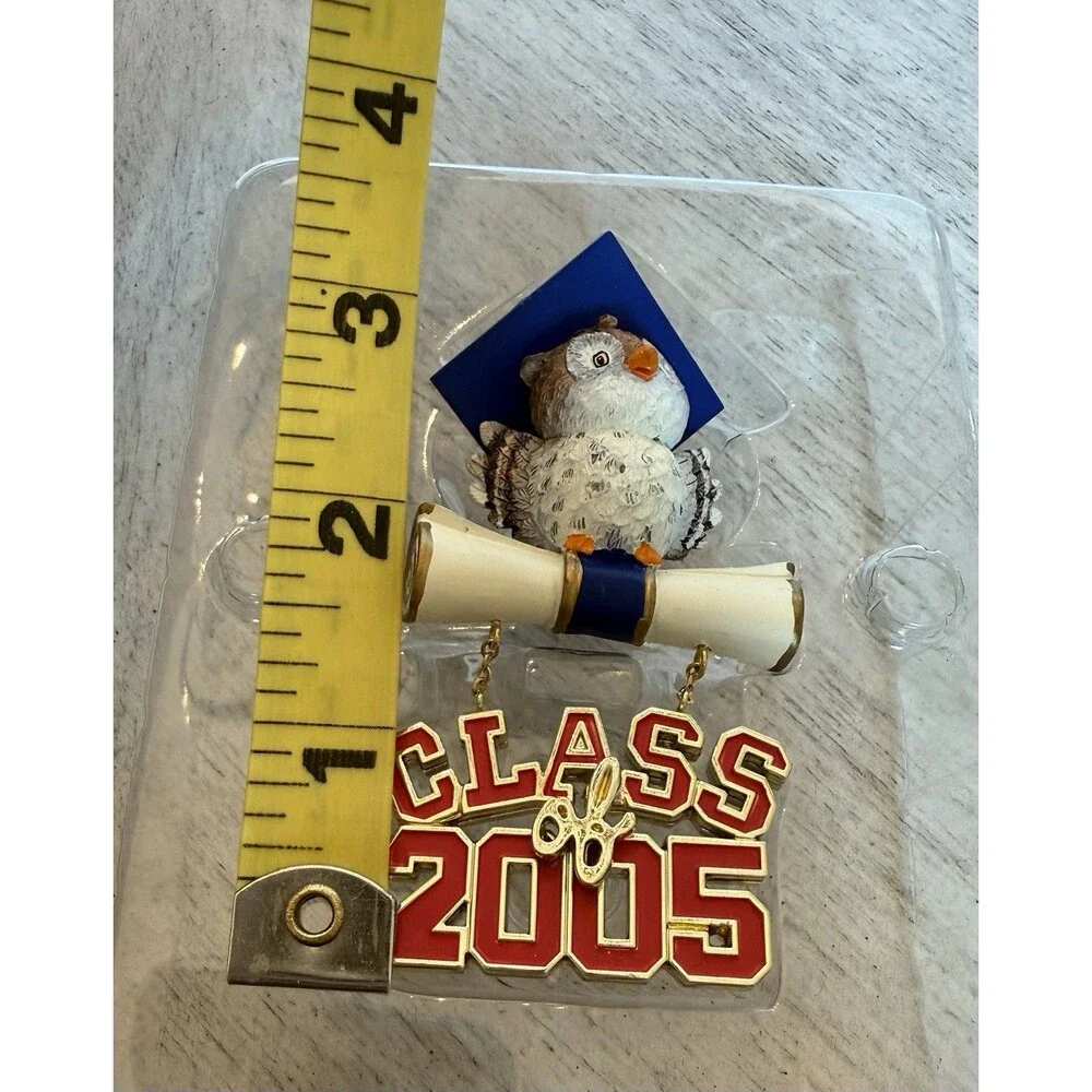 Carlton Cards Heirloom Owl Graduation Ornament Class of 2005 Vintage CXOR-026L‎